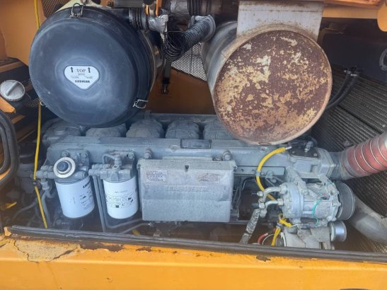 Liebherr PR 734 LGP 1128 2011 2 Dozers image 14