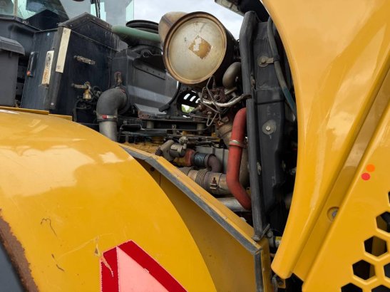 CAT 966 K 261 2011 2 Wheel Loaders image 14