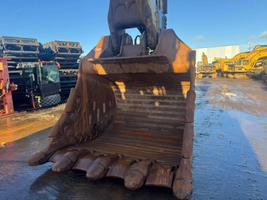 Liebherr R 9150 B R 9150 B 2019 2 Crawler Excavators image 14