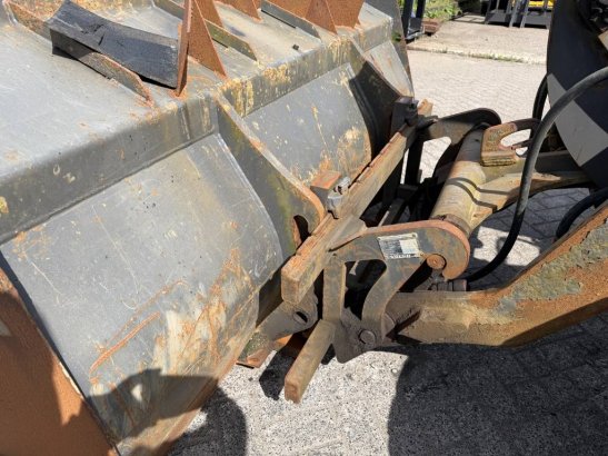 Volvo L 30 GS L 30 GS 2015 2 Wheel Loaders image 15