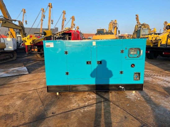 Ricardo 100KVA (80KW) SILENT GENERATOR 3 PHASE 50HZ 400V Ricardo 100KVA (80KW) SILENT GENERATOR 3 PHASE 50HZ 400V 2022 1 G...