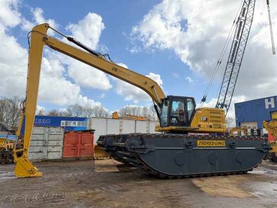 CAT 320 swampbuggy amphibious bigfloat 33 2025 2 Crawler Excavators image 2