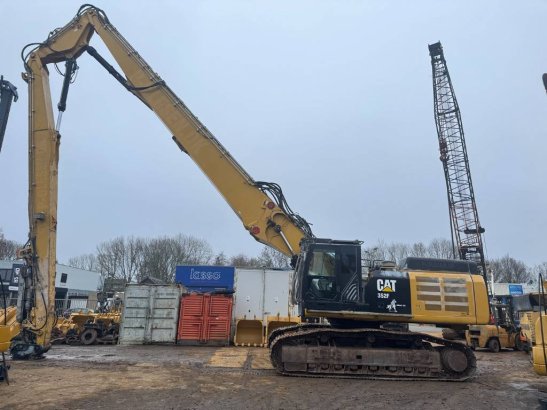 CAT 352 FL UHD 30m boom incl normal boom 352 FL UHD 30m boom incl normal boom 2015 2 Crawler Excavators image 16