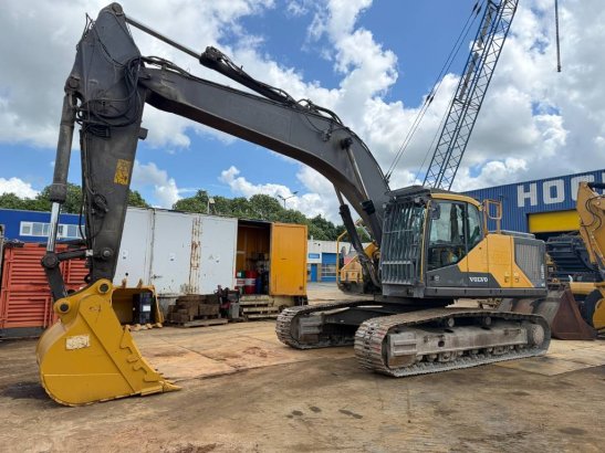 Volvo EC 300 EL EC 300 EL 2015 2 Crawler Excavators image 2