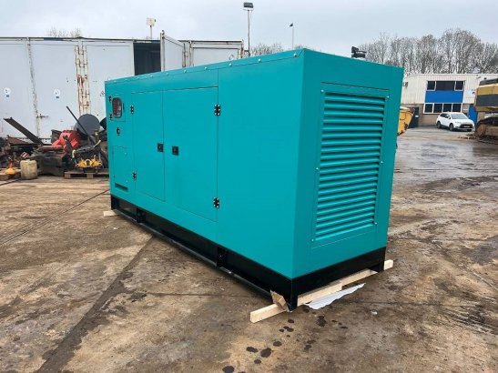 Ricardo 400KVA 320KW SILENT 3 PHASE GENERATOR 50HZ 400V NE Ricardo 400KVA 320KW SILENT 3 PHASE GENERATOR 50HZ 400V NE 2023...