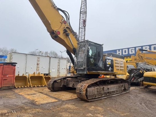 CAT 352 FL UHD 30m boom incl normal boom 352 FL UHD 30m boom incl normal boom 2015 2 Crawler Excavators image 2
