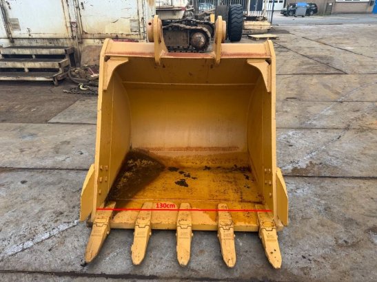 CAT 330 bucket 42 2025 2 image 7