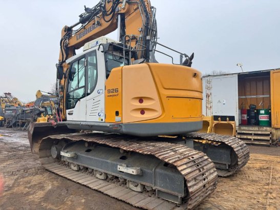 Liebherr R926 compact FULL OPTION R926 compact FULL OPTION 2015 2 Crawler Excavators image 17