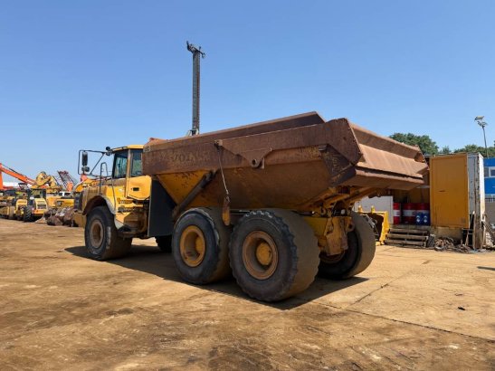 Volvo A 30 E A 30 E 2010 2 Articulated Dump Trucks image 3