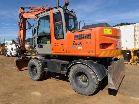 Hitachi ZX 130 W ZX 130 W 2006 2 Wheeled Excavators image 3
