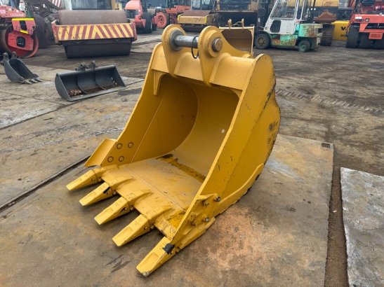 CAT 320 bucket OM 33 2025 1 image 4