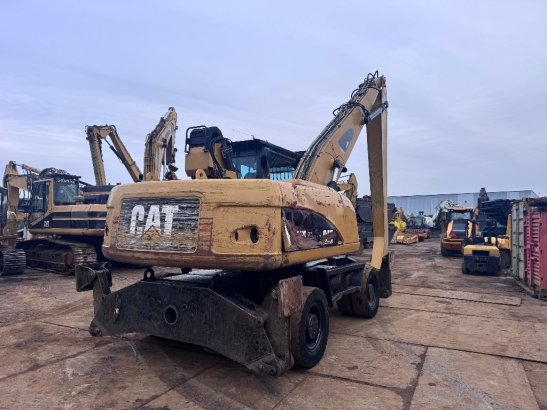 CAT M 322 D MH M 322 D MH 2012 2 Other cranes image 4