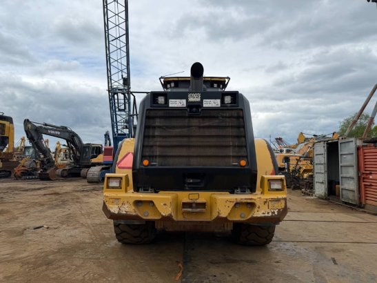 CAT 966 K 261 2011 2 Wheel Loaders image 4