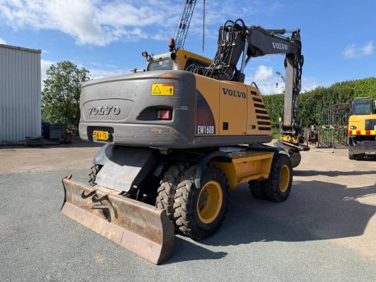 Volvo EW 160 B with rotortilt EW 160 B with rotortilt 2006 2 Wheeled Excavators image 4