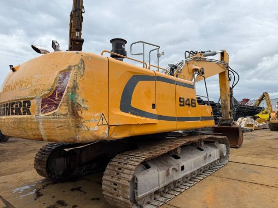 Liebherr R 946 LC R 946 LC 2017 2 Crawler Excavators image 4