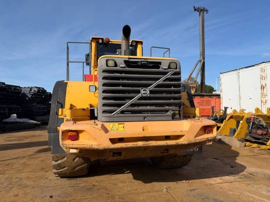 Volvo L 220 F L 220 F 2008 2 Wheel Loaders image 4