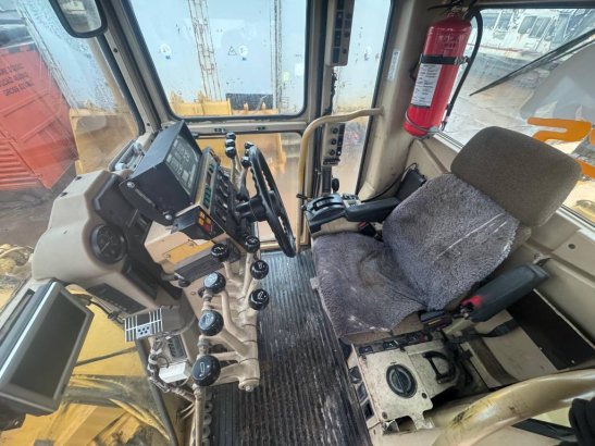 CAT 160H INCL LEVELING SYSTEM 160H INCL LEVELING SYSTEM 1999 2 Motor graders image 5