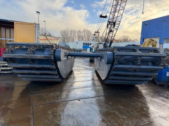 CAT swamp buggy amphibious undercarriage (unused) swamp buggy amphibious undercarriage (unused) 2025 2 Crawler Excavators ...