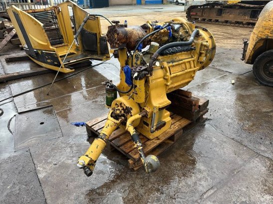 CAT 950 G II hydrolic pump / gearbox 254 2 image 15