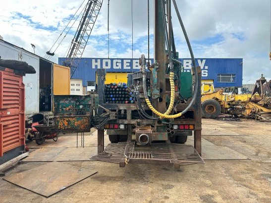 Volvo terberg fm1350 water well drill 500m mudpump terberg fm1350 water well drill 500m mudpump 2000 2 image 5