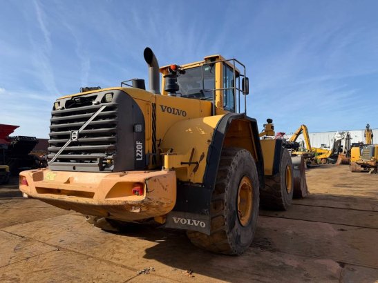 Volvo L 220 F L 220 F 2008 2 Wheel Loaders image 5