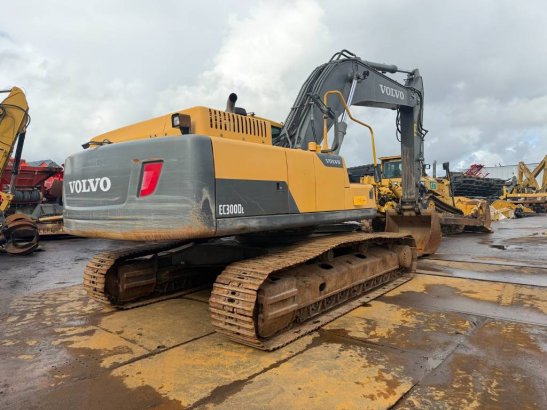 Volvo EC 300 D L EC 300 D L 2014 2 Crawler Excavators image 5