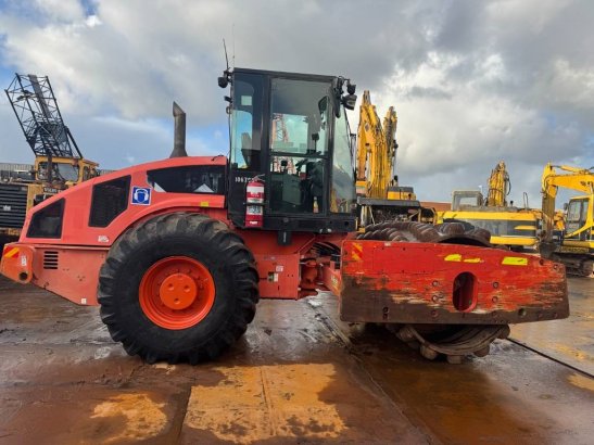 CAT CP 74 CP 74 2011 2 image 25