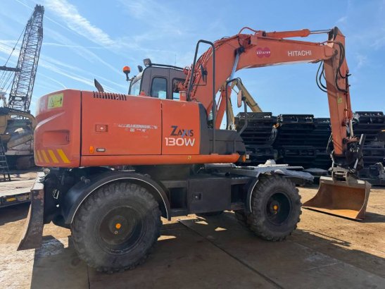 Hitachi ZX 130 W ZX 130 W 2006 2 Wheeled Excavators image 6