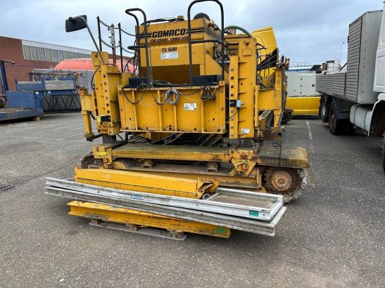 Gomaco TC 600 GOMACO TC 600 2010 2 Asphalt pavers image 2