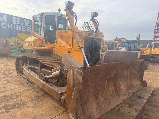 Liebherr PR 734 LGP 1128 2011 2 Dozers image 7