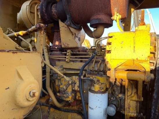 CAT 572 G 572 G 1976 2 image 11