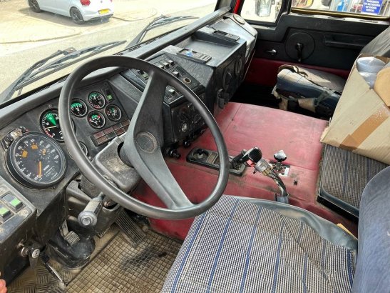 Sisu 12E480 6X6 WATER WELL DRILL ATLAS COPCO XRV410 (50 Sisu 12E480 6X6 WATER WELL DRILL ATLAS COPCO XRV410 (50 1990 2 ima...