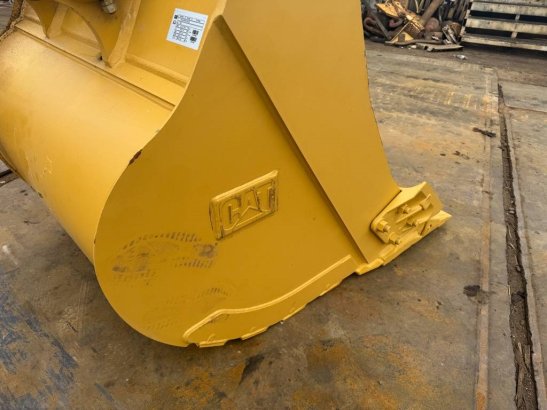 CAT 320 bucket OM 33 2025 1 image 16