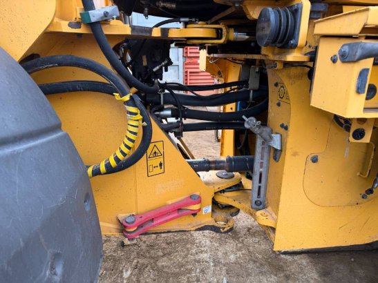 Volvo L120H L120H 2014 2 Wheel Loaders image 8