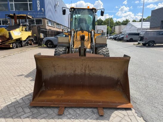 Volvo L 30 GS L 30 GS 2015 2 Wheel Loaders image 8