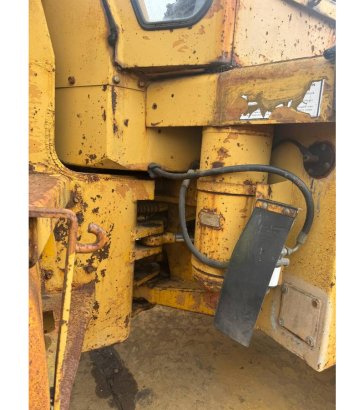 CAT 966 C 261 1980 2 Wheel Loaders image 8