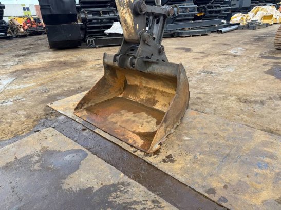 Volvo EW 160 EW 160 2001 2 Wheeled Excavators image 8