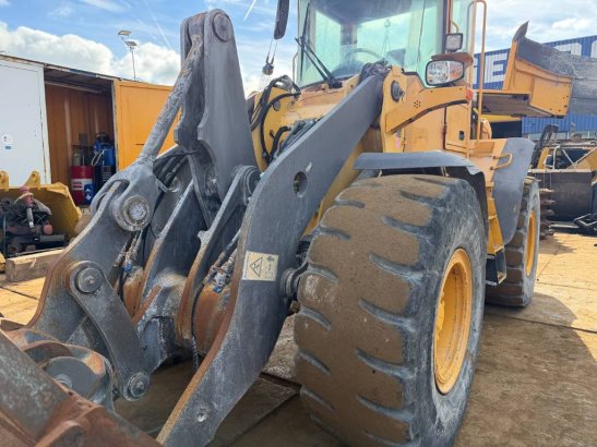 Volvo L 90 E L 90 E 2006 2 Wheel Loaders image 8