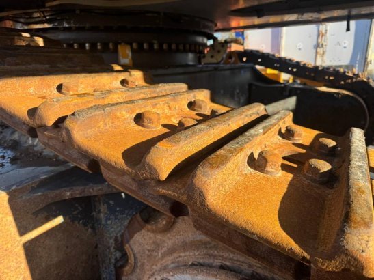 Liebherr R 9150 B R 9150 B 2019 2 Crawler Excavators image 8