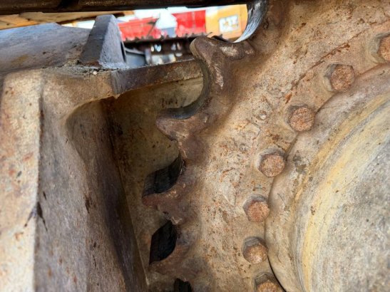 Liebherr R 936 N LC R 936 N LC 2013 2 Crawler Excavators image 8