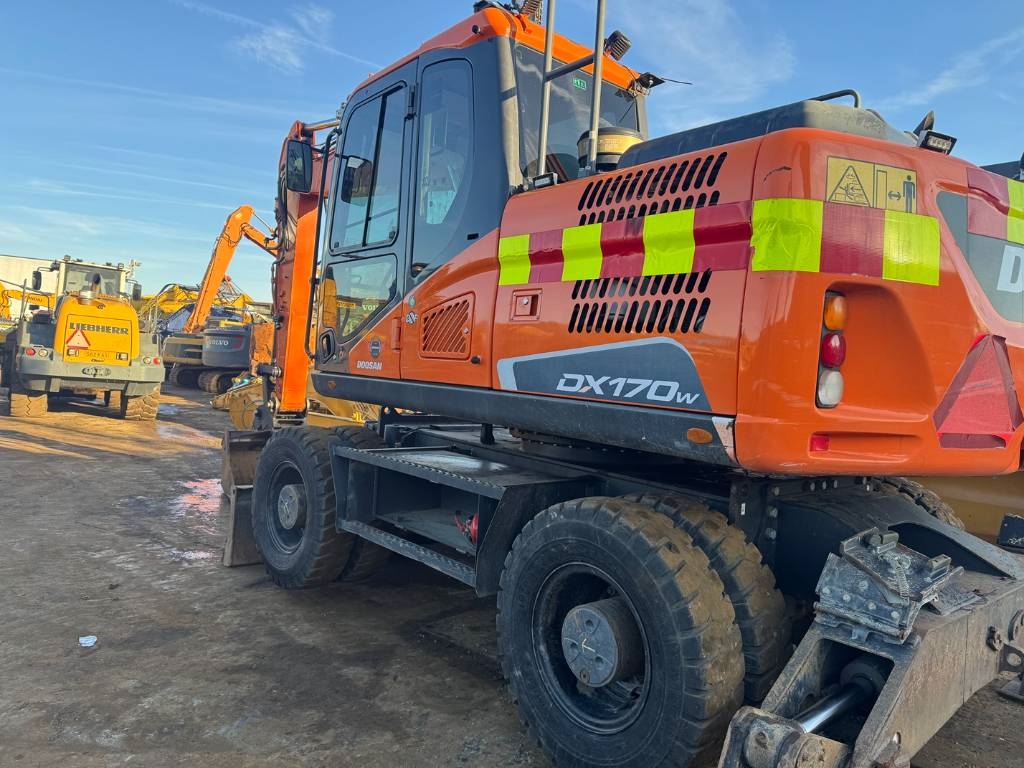 Heavy machinery product image - Image 9 of 15