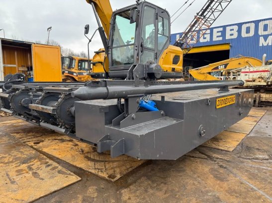 28dredging dredg7.5 ( unused ) amphibious excavato 28dredging dredg7.5 ( unused ) amphibious excavato 2024 1 Crawler Excav...