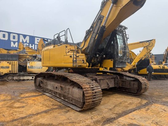 CAT 352 FL UHD 30m boom incl normal boom 352 FL UHD 30m boom incl normal boom 2015 2 Crawler Excavators image 8