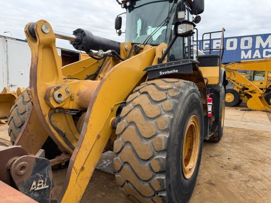 CAT 966 K 261 2011 2 Wheel Loaders image 9