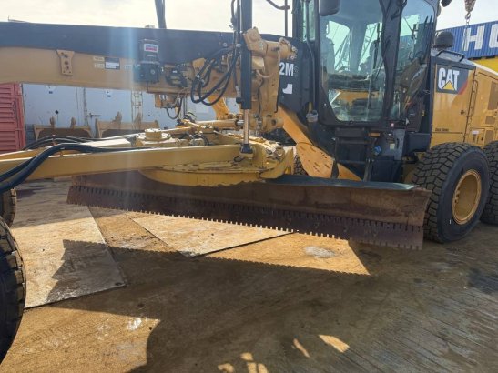 CAT 12 M 3 12 M 3 2015 2 Motor graders image 9