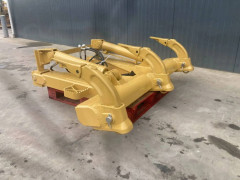 CAT D5M Ripper