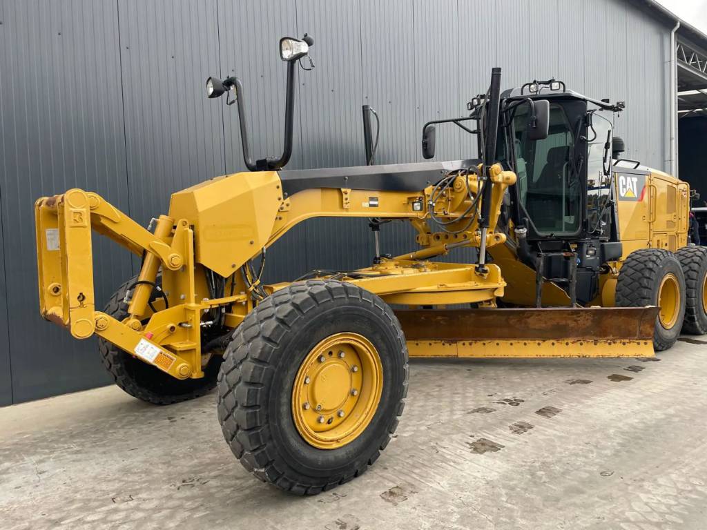 CAT 140M3 AWD image