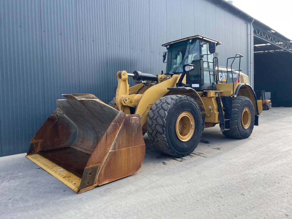 CAT 966M image