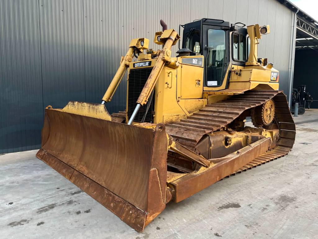 CAT D6T LGP image