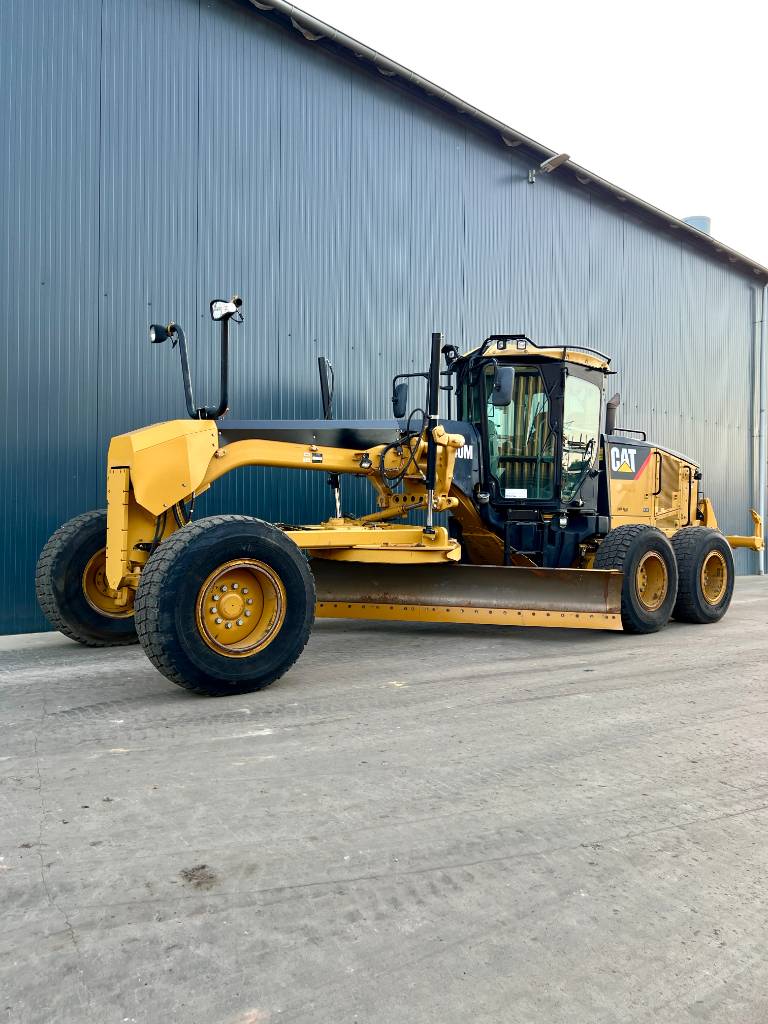 CAT 140M image